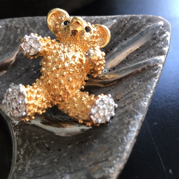 Vintage Butler Teddy Brooch - Picture 4 of 16